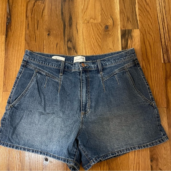UNIVERSAL THREAD JEAN SHORTS - Picture 1 of 8